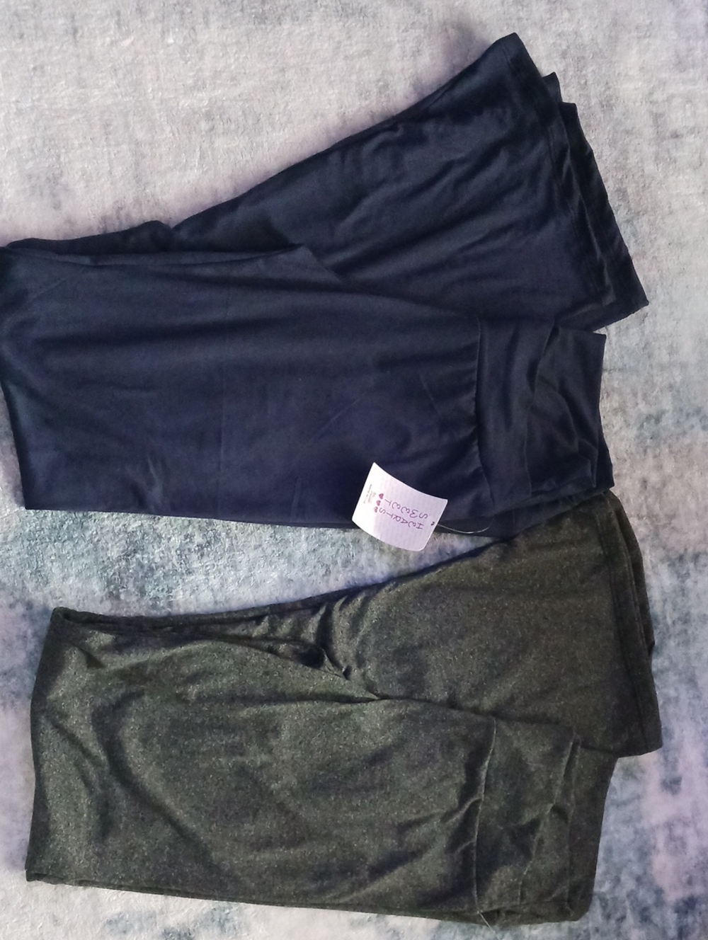 2 Sweet Hearts Leggings Medium Navy and Gray